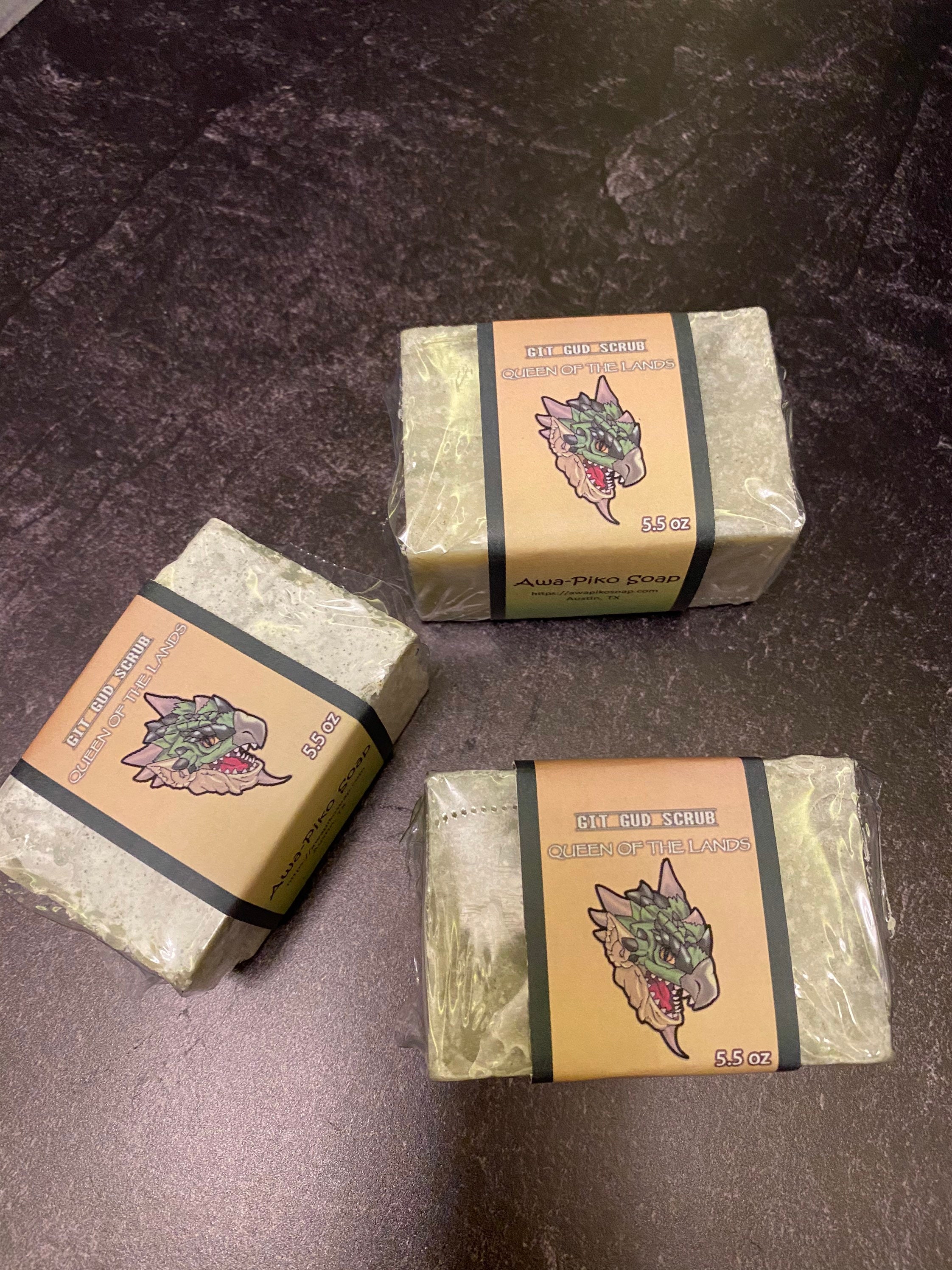 Git Gud Scrub! Soap Ashen One (Tea tree essential oil) – Awa-Piko Soap