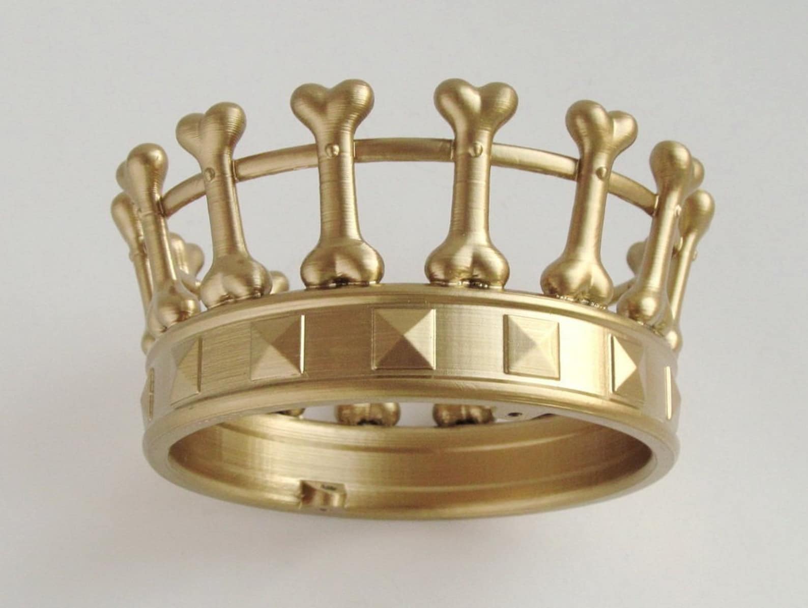 северная корона новосибирск. банкетный зал корона в махачкале. корона золотая. корона кокошник. северная корона новосибирск красный проспект.