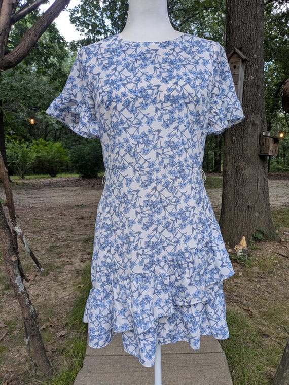 banana republic floral mini dress Perfect Strappy Linen Mini Dress from Banana Republic