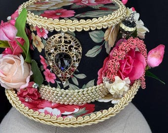 Crazy with flowers! (Miniature Fascinator Hat)