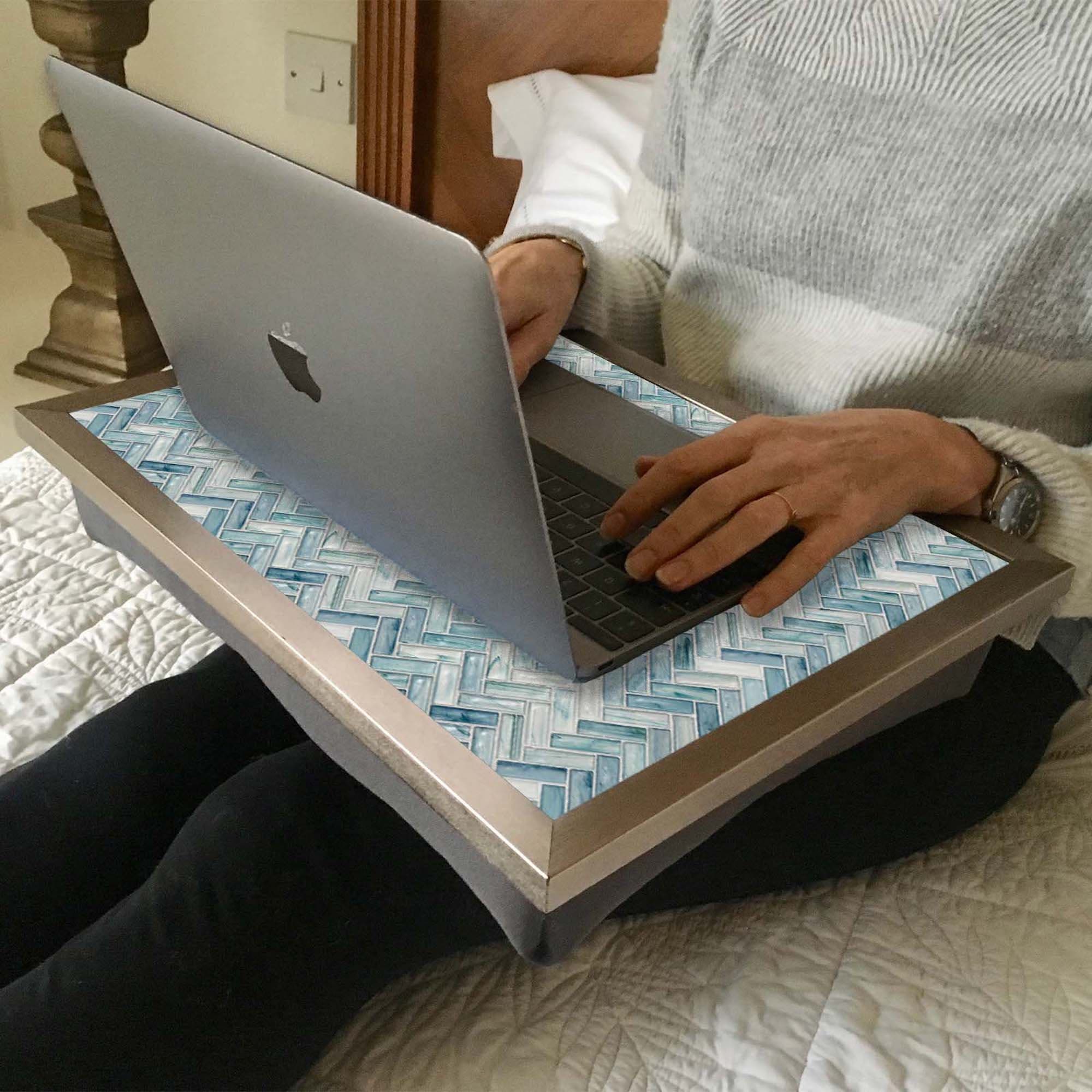 Lap desk with cheap bean bag base