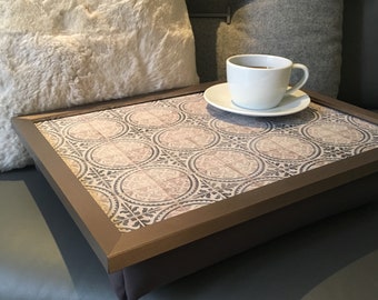COINS Lap Tray Desk z poduszką Bean Bag Pillow: Wysokiej jakości miękka tacka na laptopa, taca na śniadanie do łóżka, stolik z tacą do obiadu pod telewizorem