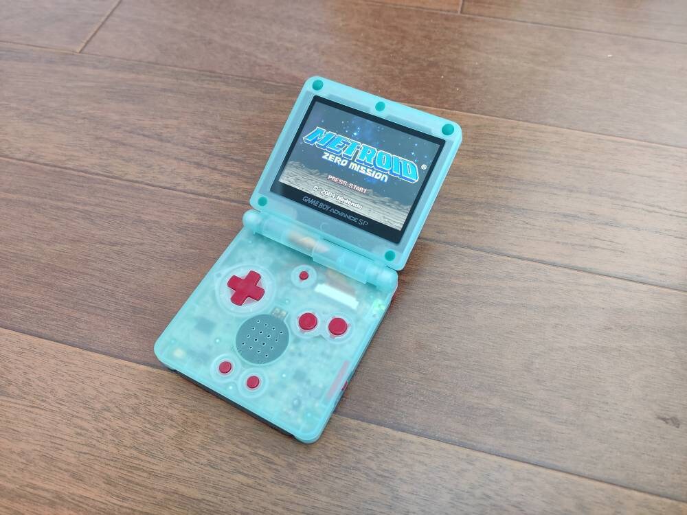 Custom GBA SP IPS V2 Screen Clear Glow in the Dark Green & Red Buttons ...