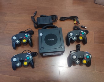GameCube Console Zwart + Controller/s + AV Kabel & Oplader