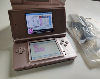 Nintendo DSi XL System - video gaming - by owner - electronics