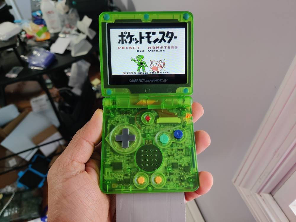 ゲームボーイアドバンス SP クリアグリーン ミックスカラーボタン付き