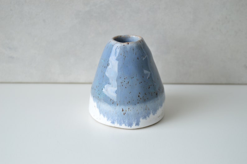 Vase à bourgeons mouchetés, petit vase en grès, céramiques faites à la main modernes image 2