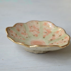 Floral ceramic ring dish No. 7, handmade jewellery dish with gold image 3