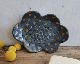 Porte-savon nuage bleu orageux, porte-savon en céramique fait à la main, céramique durable, cadeaux de pendaison de crémaillère