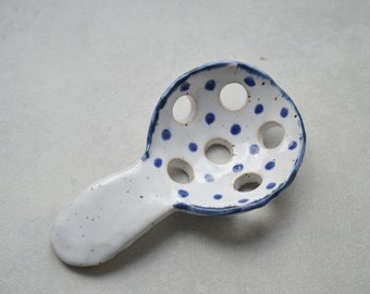 Handmade ceramic scoop Nr. 3