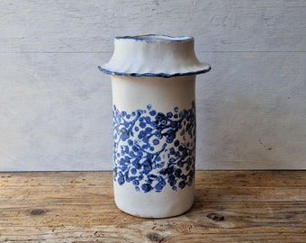 Blue and white vfloral ceramic vase handmade, handbuilt vase for flowers, hostess gift