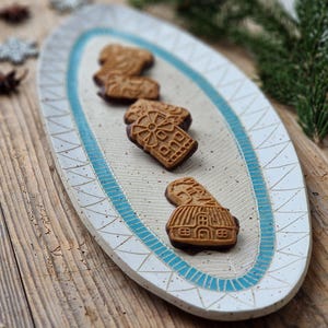 Oval serving platter with carved geometric pattern, handmade ceramic tray, stoneware pottery, housewarming gift
