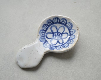 Handmade ceramic scoop Nr. 4