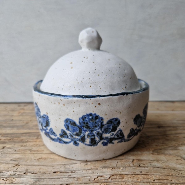 Handmade lidded jar, ceramic sugar bowl with lid, salt cellar, jewellery box, pottery housewarming gift