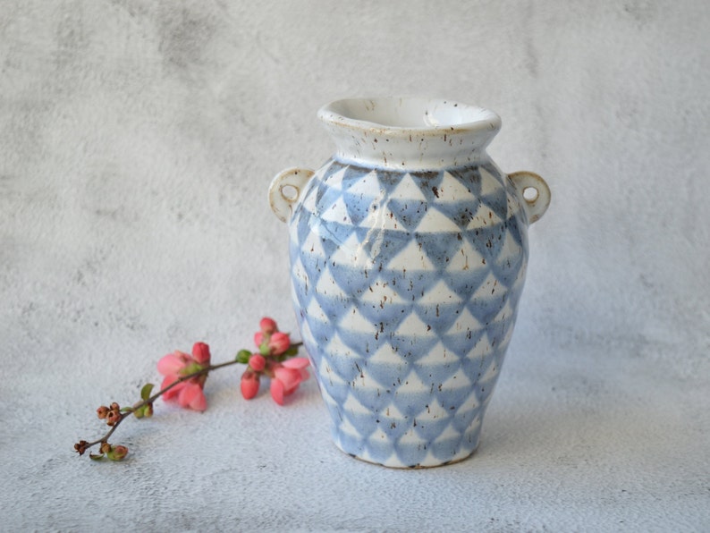 Mały wazon z amforą, wazon inspirowany starą grecką ceramiką, ręcznie robiony wazon ceramiczny zdjęcie 1