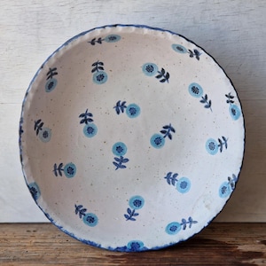 Large serving dish, ceramic fruit bowl, salad bowl, blue and white pottery, decorative durable quality ceramics
