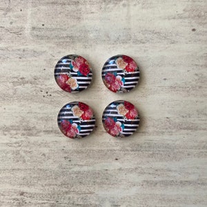 Flower/Stripes Cabochons (10mm, 12mm, 14mm, 16mm, 18mm20mm and 25mm)  - 10pcs