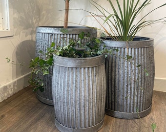 Set Of 3 Round Galvanised Dolly Tub Planters Indoor Outdoor