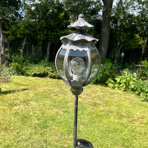 Vintage Antique Style Solar Powered Country Grey Stake Stick Lantern Garden