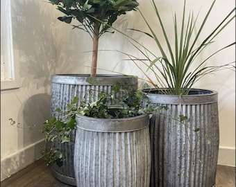 Set Of 3 Round Galvanised Dolly Tub Planters Indoor Outdoor