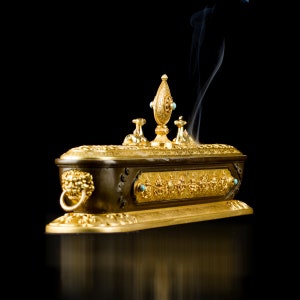 Tibetan Traditional Censer Incense Burner / Elegant and functional / length — 34.5 cm height — 13 cm, Best quality
