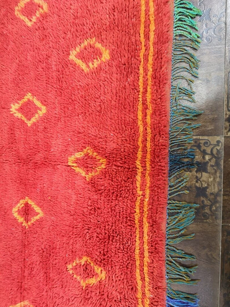 vintage Moroccan Rug, moroccan rug , azilal rug ,vintage boucherouite , berber rug 5 x 8 feet image 7