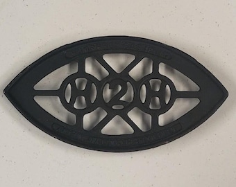 Vintage Flat Iron Trivet from 1920's
