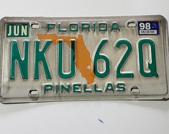 Vintage 1998 Florida License Plate: Pinellas County Vehicle Tag FREE SHIPPING!