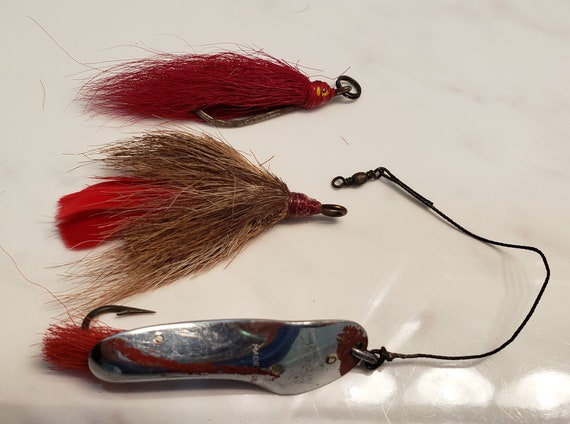 Vintage Pflueger Chum Fishing Lure and 2 Fuzzy Fly Fishing Lures FREE  SHIPPING 