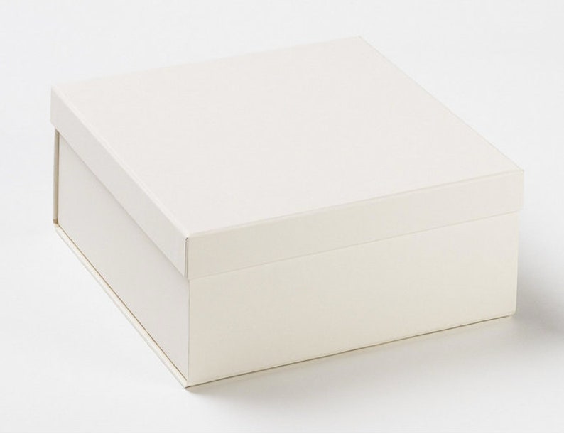 Gift Boxes Cream Box Ivory Gift Box Ivory Gift Box with Lid Gift Boxes With Lids Hat Box Lidded Box