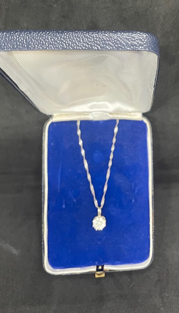 14K Gold & Diamond necklace