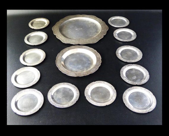 900 Silver tray and plates 1.2 Kilo