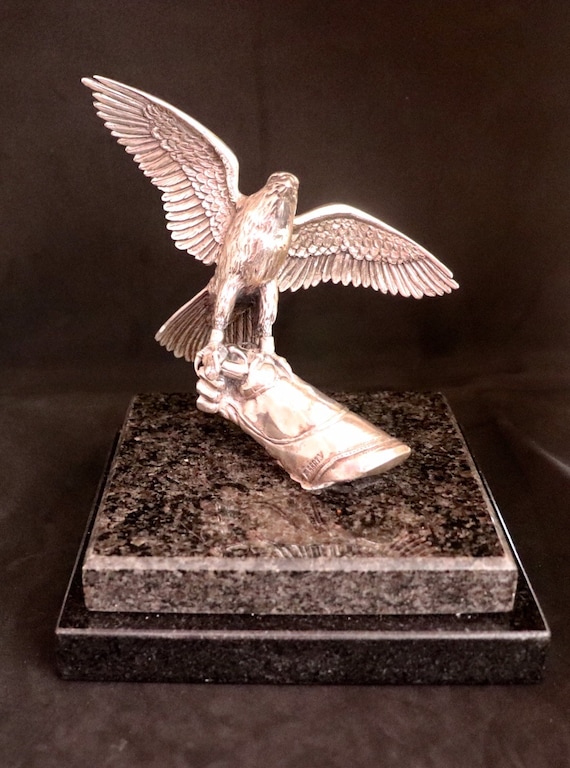 Silver Falcon on Glove by Alberty Joyeros