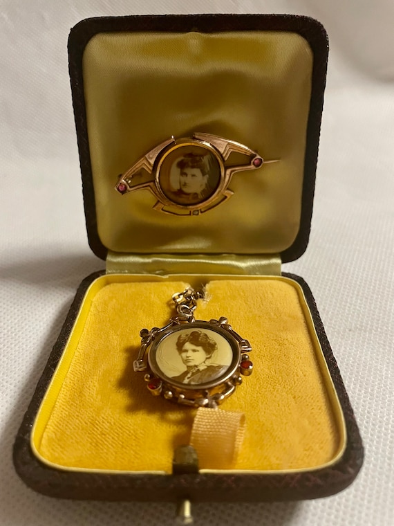 Art Nouveau photo brooch & rare double photo pendant with chain