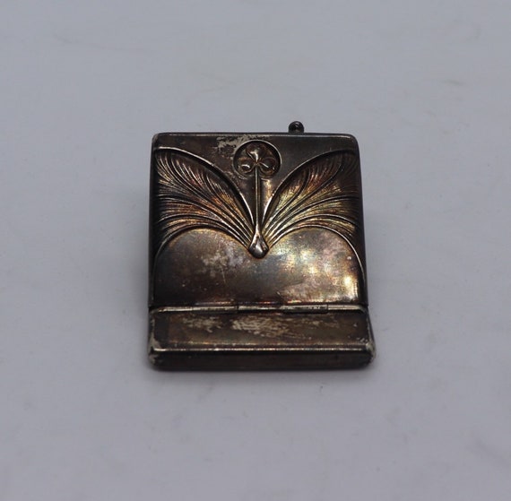 Art Nouveau Pill box