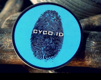 Stop Lost & Found Fiascos: 1 Tap Reclaims Your Belongings with Cyco ID. (Twin pack)