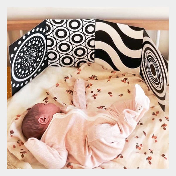 Regalo para bebés en blanco y negro / Tablero de desarrollo sensorial / Juguetes para el tiempo boca abajo / Regalos de baby shower / Juguete de alto contraste / Recién nacido de 0 a 6 meses