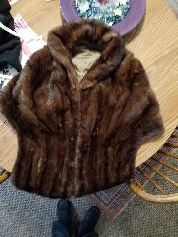 Mink cape. Vintage Cape. Gorgeous Mink cape.