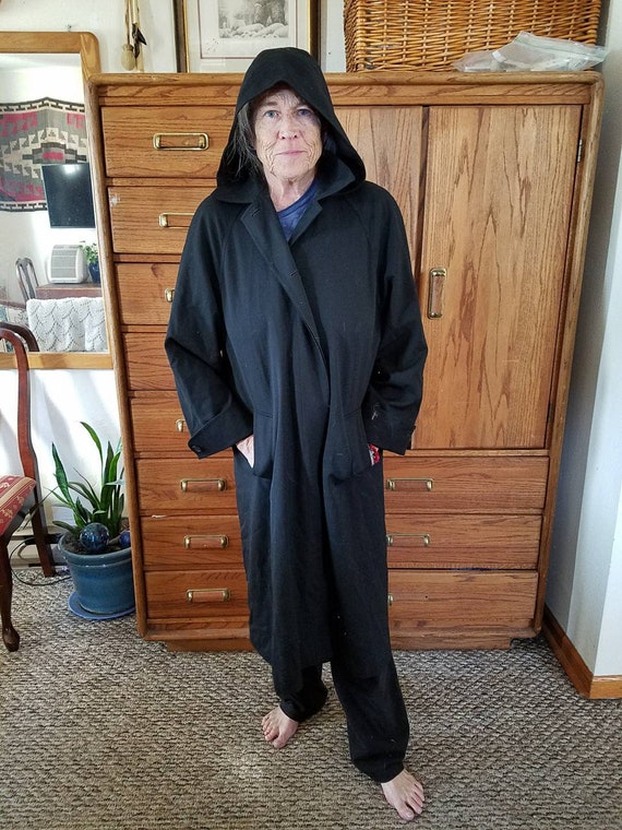 Women's coat. Vintage Nordstrom Trench. Size 14 Pe