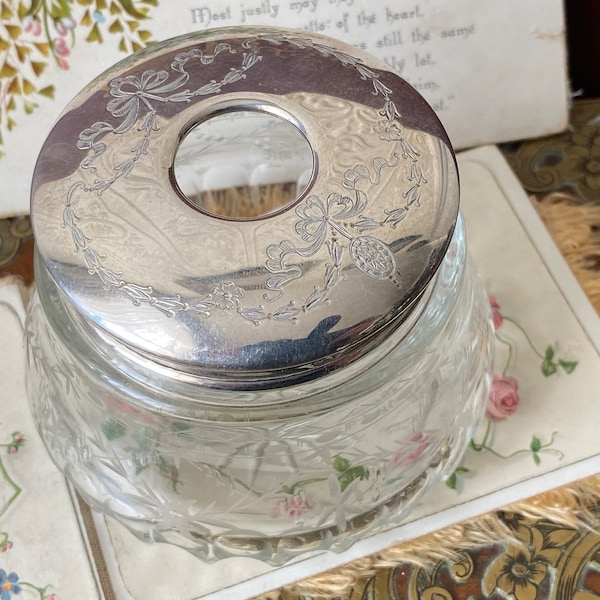 Beautiful Antique 1922 English Hallmarked sterling silver & etched crystal glass -hair tidy /ring /trinket pot/pill pot