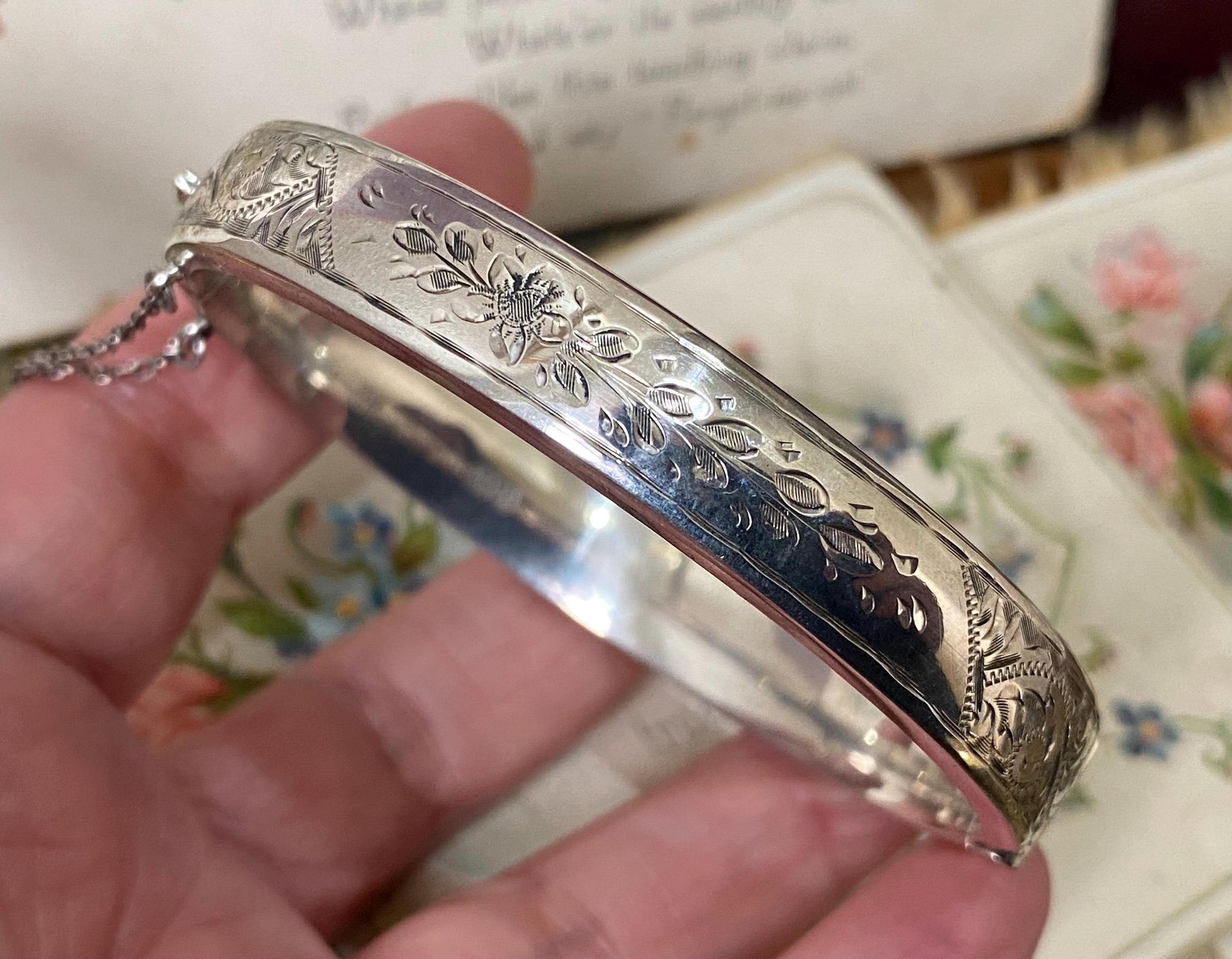 Beautiful vintage Chester hallmarked sterling silver