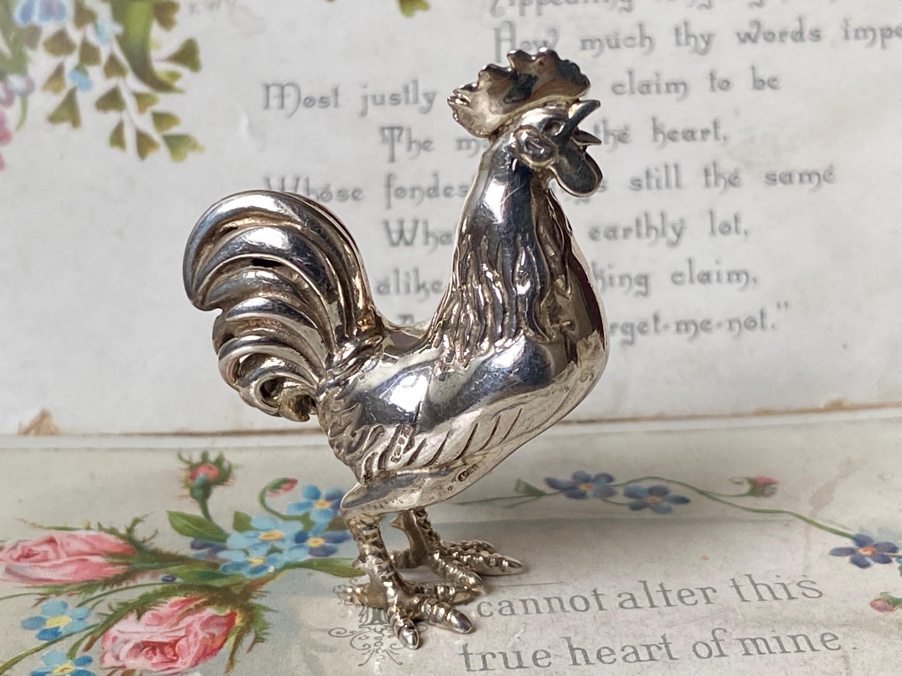 Unusual vintage 925 sterling silver miniature Rooster / Cockerel figure / ornament ( 1 )