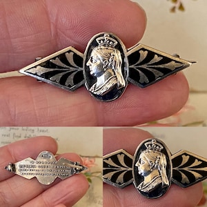 Antique Sterling Silver and enamel in memoriam brooch / pin for Queen Victoria 1819 to 1901 ( 2 )