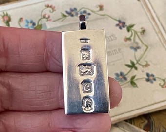 Vintage Sterling Silver Queens Head 1977 Jubilee London Vintage Sterling Silver Queens Head 1977 Jubilee London