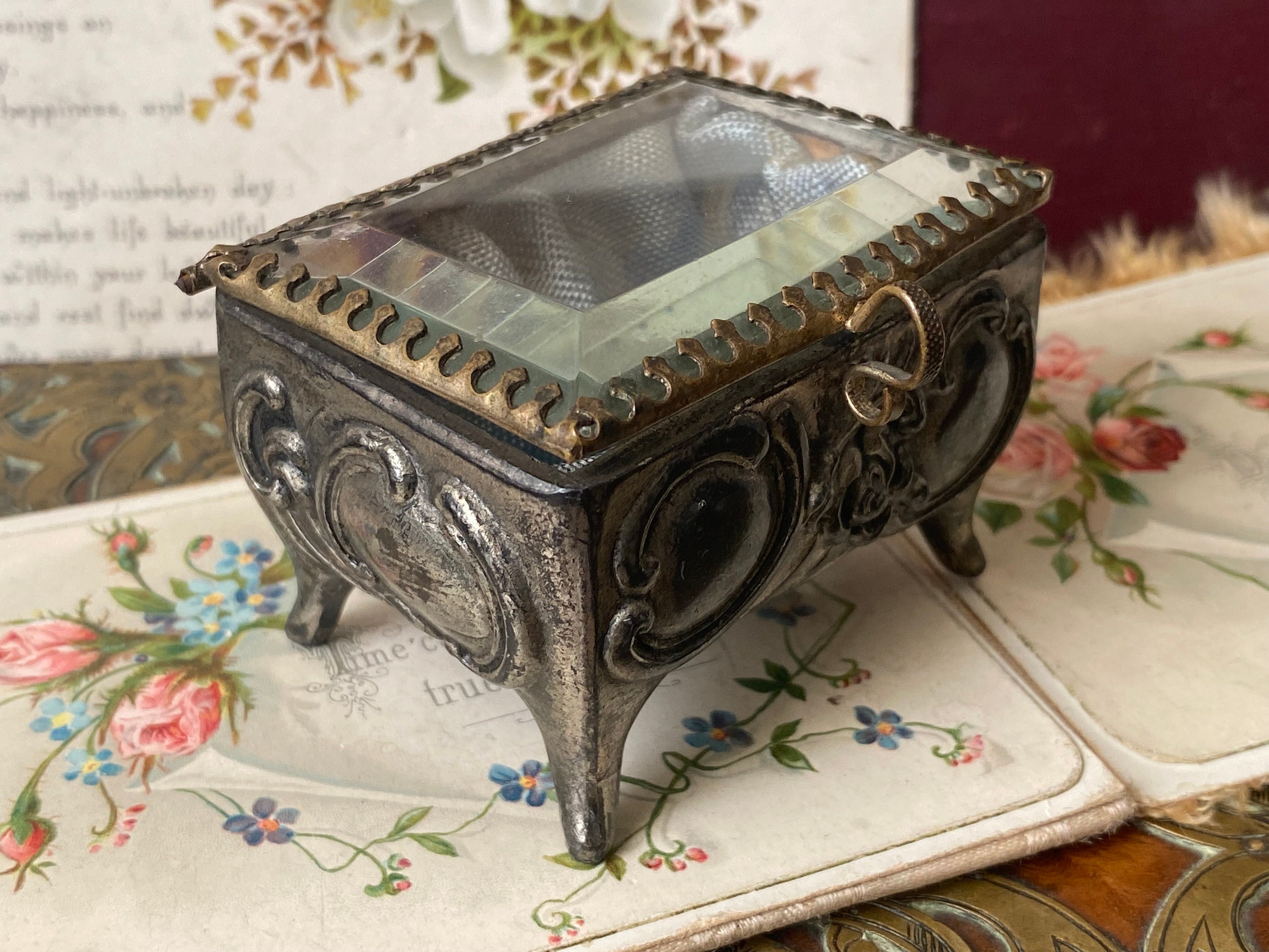 アクセサリー容器　フランス　アンティーク Unusual Antique French Victorian/edwardian Gothic Roses