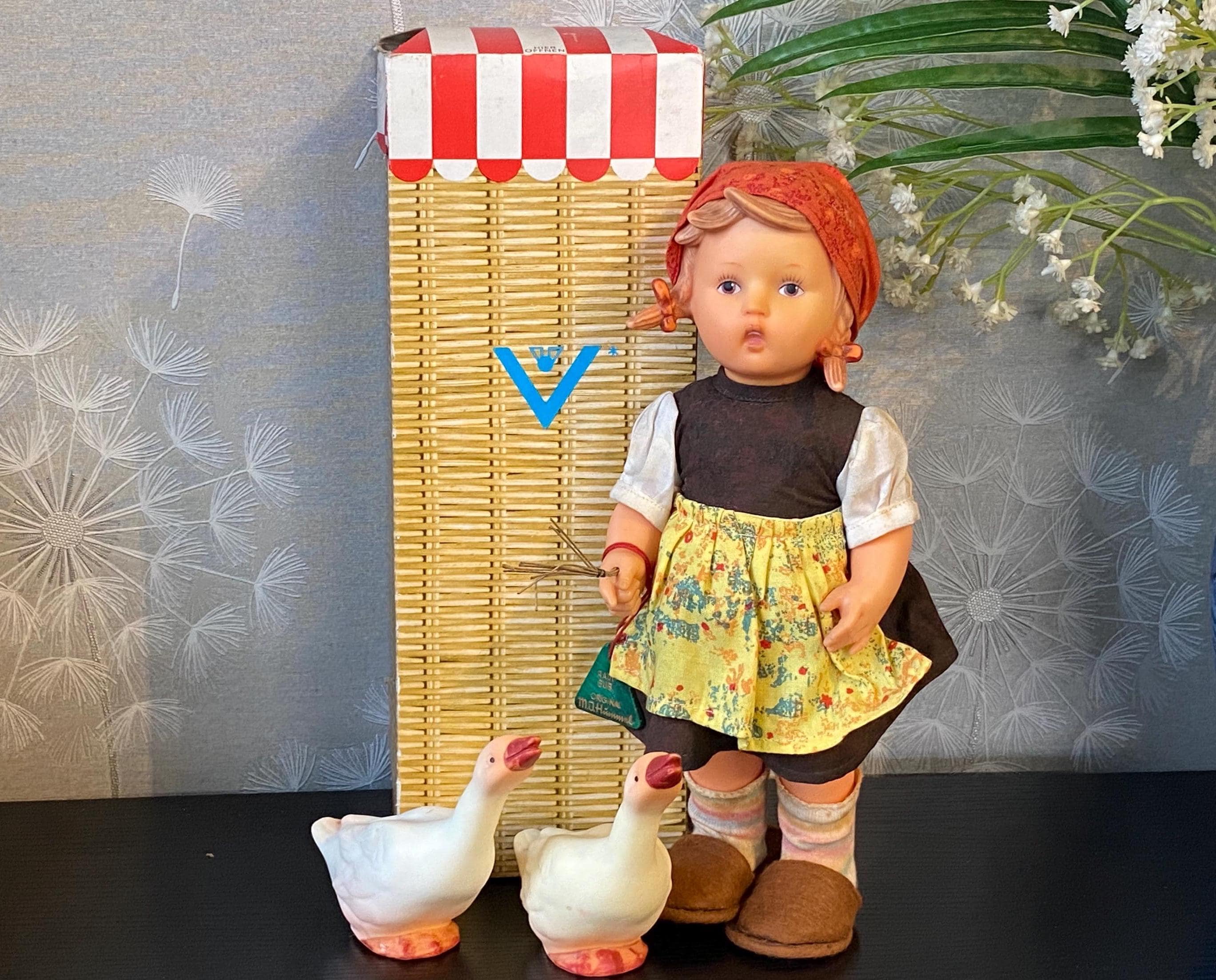 【Hummel】 フンメル人形  from Market Hummel】 フンメル人形 from Market Hummel】 フンメル人形 from