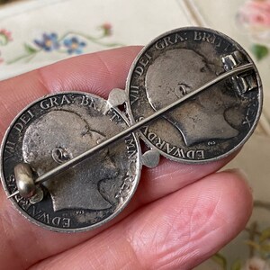 Insolito antico re Edoardo V11 argento sterlina scellino d'amore gettone doppia moneta spilla / spilla ( 2 ) immagine 2
