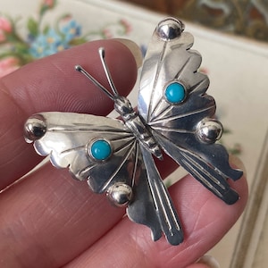 Stunning vintage Sterling Silver Mexican inlaid turquoise butterfly insect brooch /pin - Mexico ( 2 )