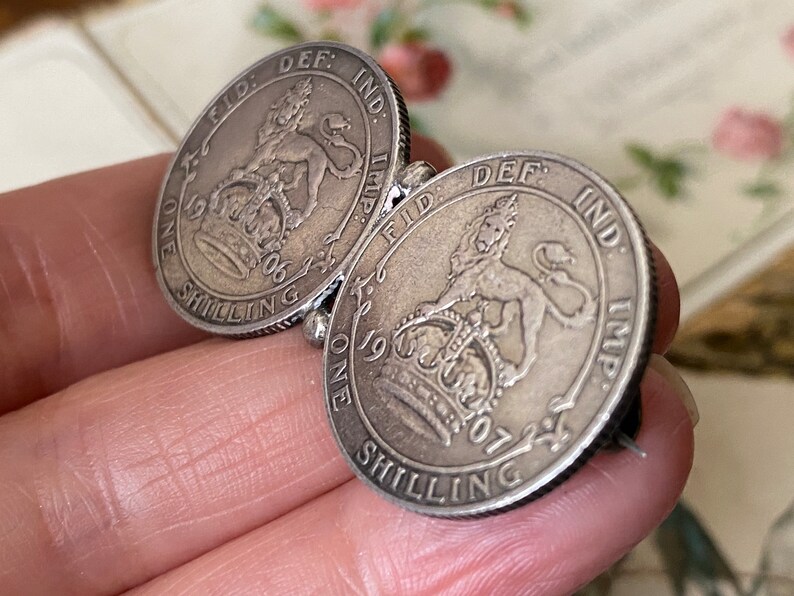 Insolito antico re Edoardo V11 argento sterlina scellino d'amore gettone doppia moneta spilla / spilla ( 2 ) immagine 4