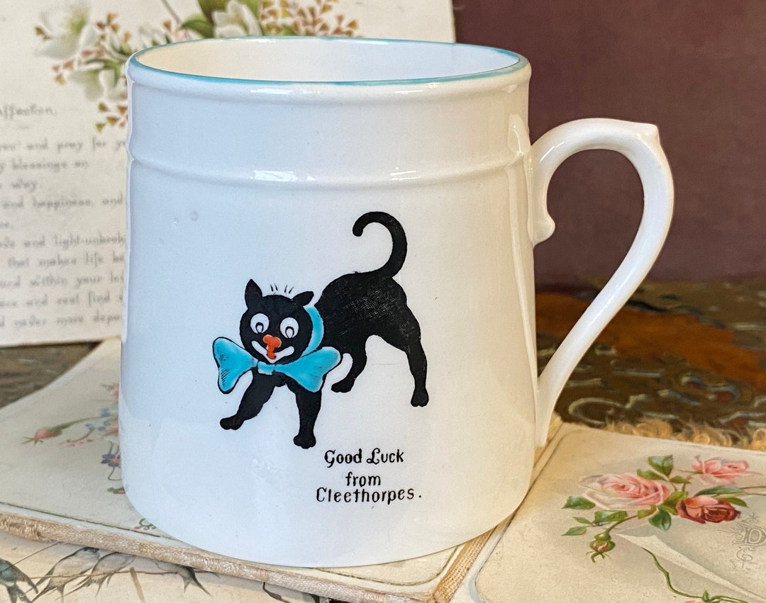 Antique /vintage Art Deco 1930s Smiling Lucky Black Cat Good Luck